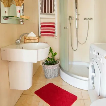 Luxury Deribasovskaya18 *
