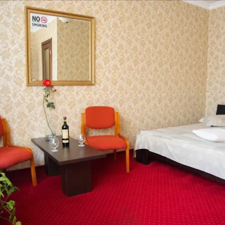 Luxury Deribasovskaya18 *